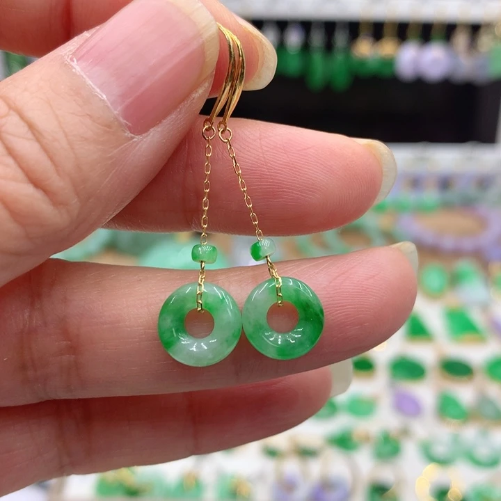 太***阳翡翠18K金镶嵌耳饰