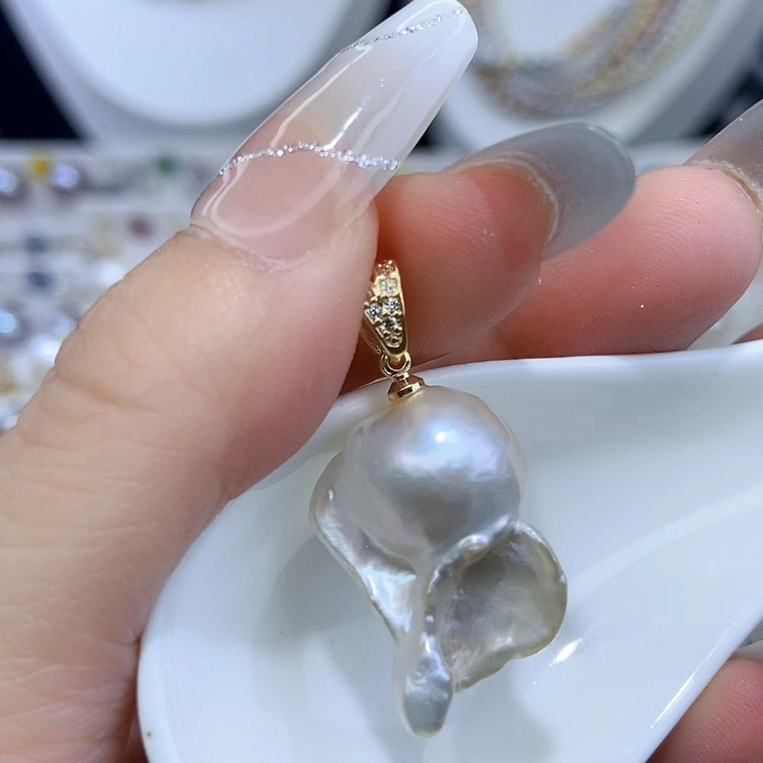 颈饰合金淡水珍珠