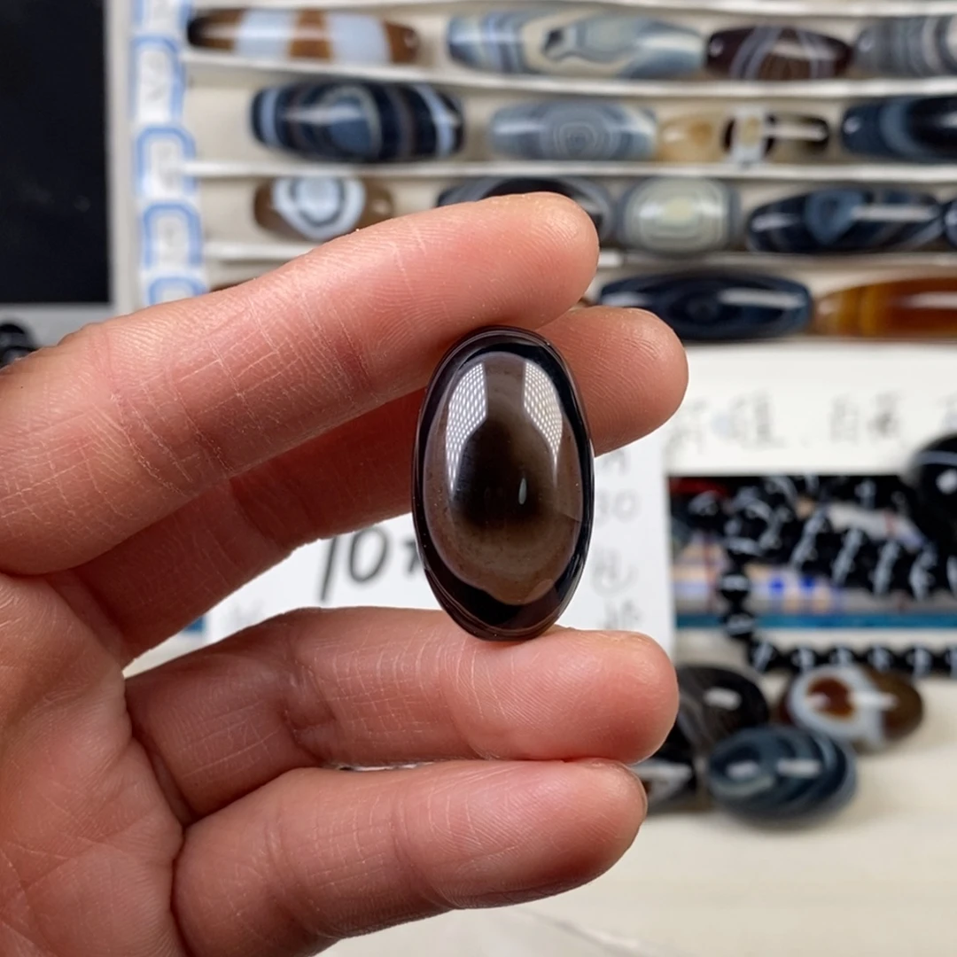 阳***光玛瑙/玉髓未镶嵌颈饰