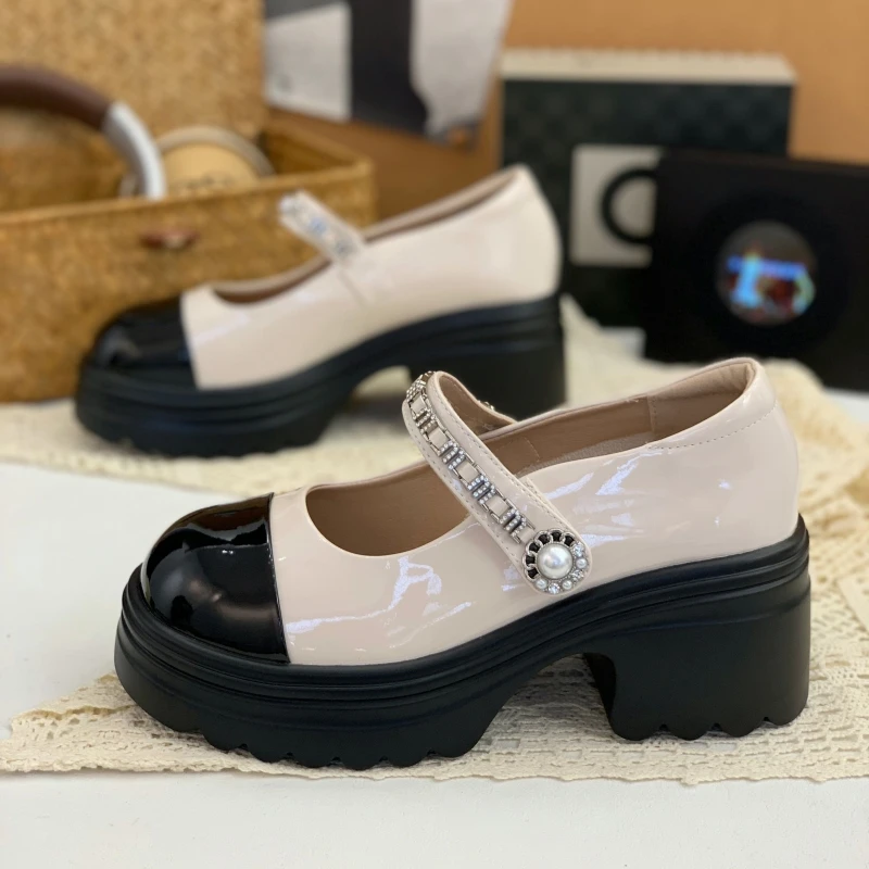 厚底玛丽珍鞋女2025年新款秋浅口魔术贴单鞋漆皮乐福鞋小香风单鞋