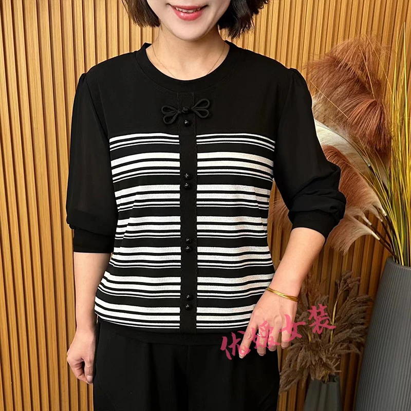 2025春季新款时尚圆领拼接条纹百搭显瘦洋气妈妈装长袖上衣 A8806