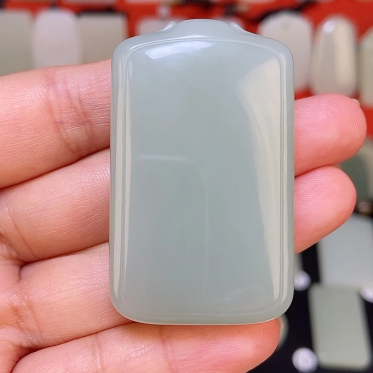 【闪购商品】颈饰未镶嵌和田玉