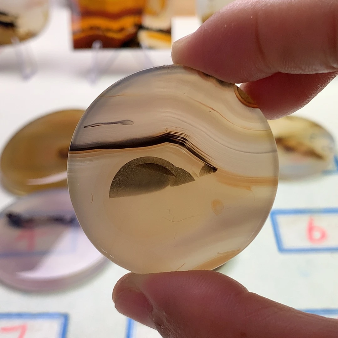 玛瑙/玉髓未镶嵌珠宝半成品