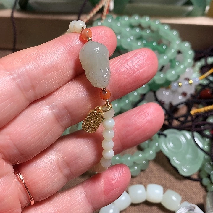 套链未镶嵌透闪石质玉