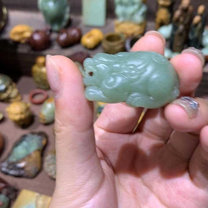 岫岩河磨玉（透闪石质玉）未镶嵌挂件