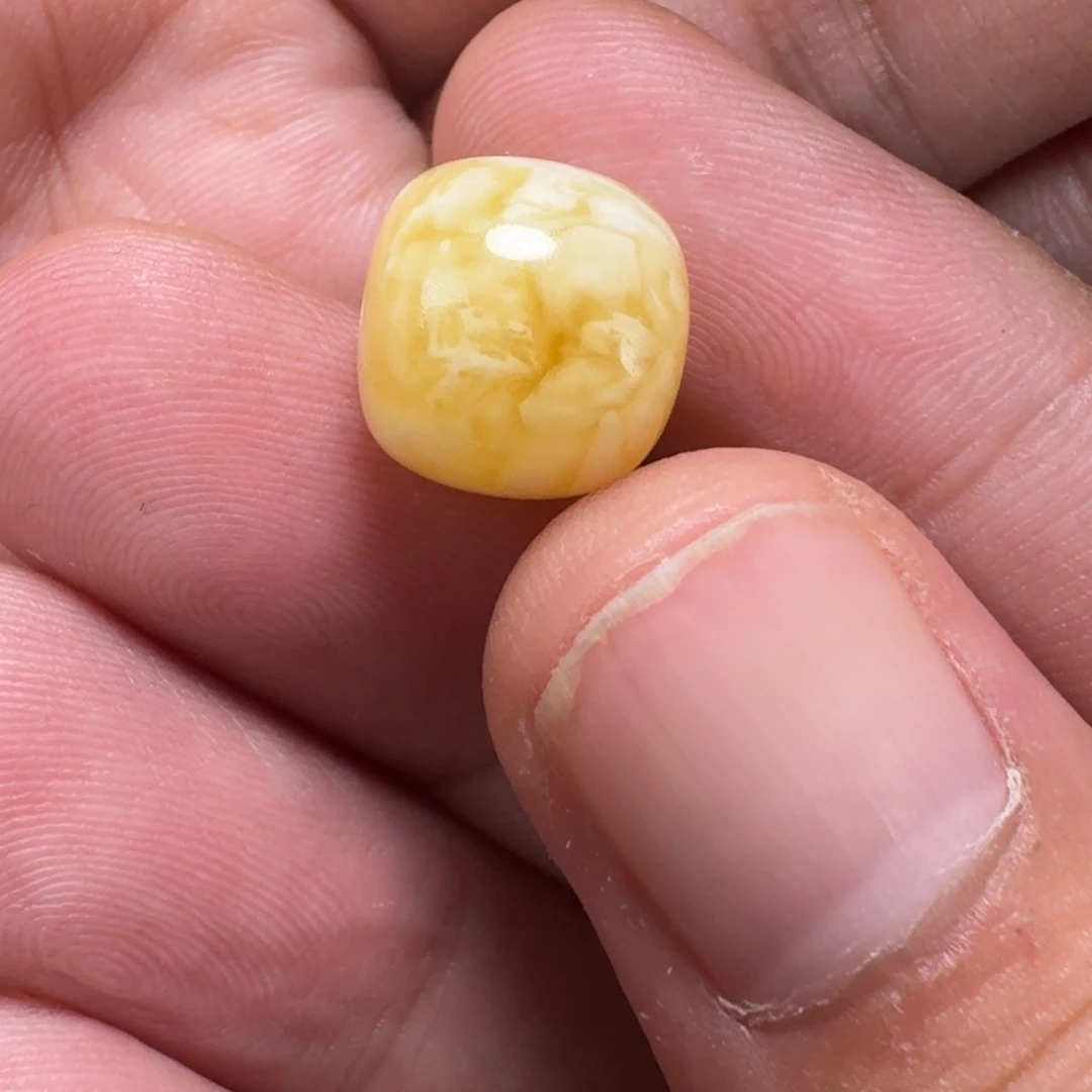 小***L未镶嵌琥珀裸石老型12mn