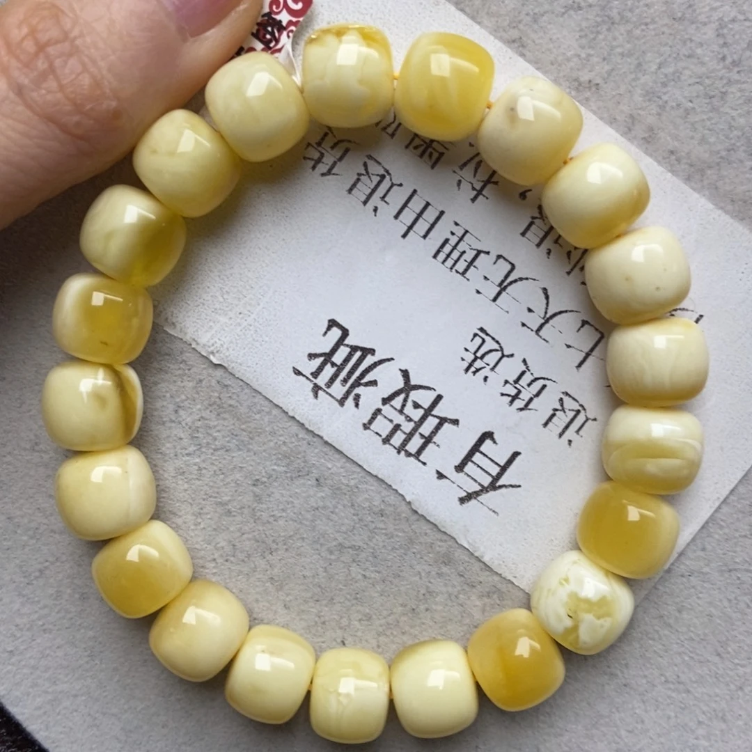 蜜蜡未镶嵌珠宝奇石39