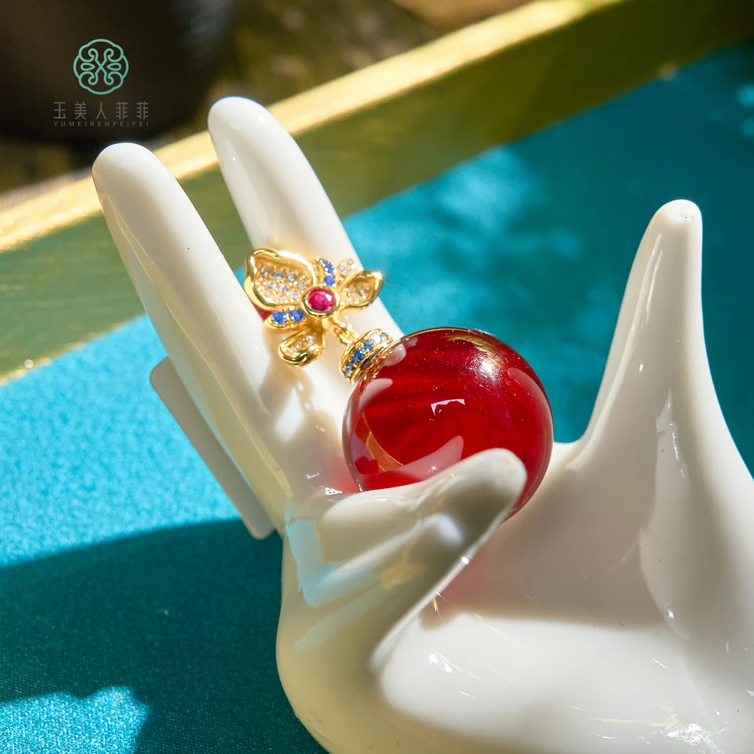 石惑珠宝·血珀吊坠-圆珠约20mm-多样性发一