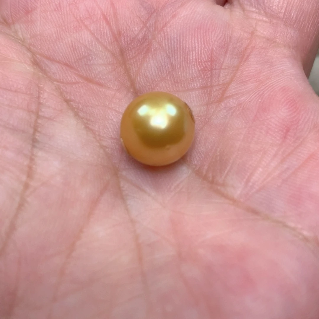 海水珍珠颈饰18K金镶嵌