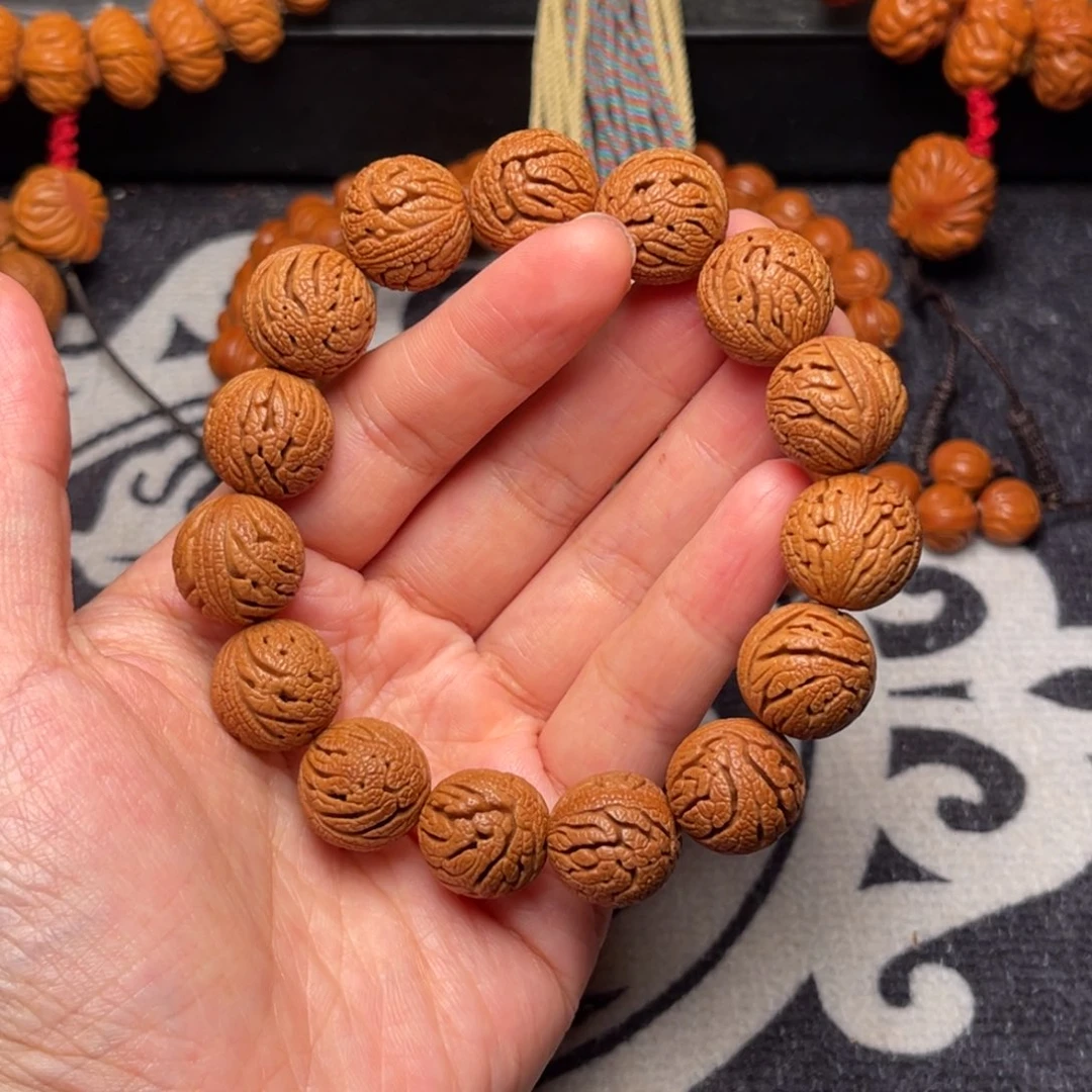 桃核手串龙纹绣球15