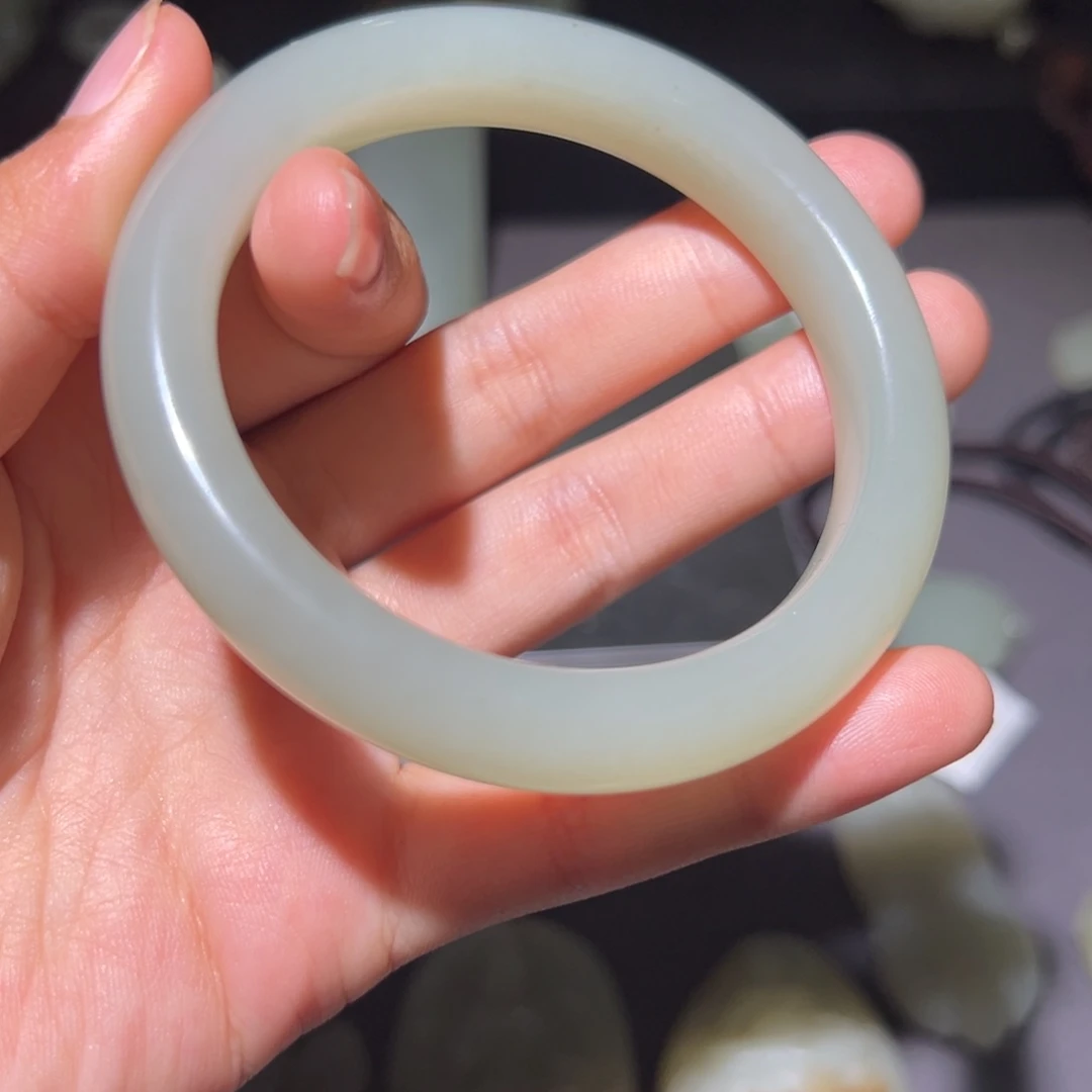 和田玉未镶嵌颈饰清*～