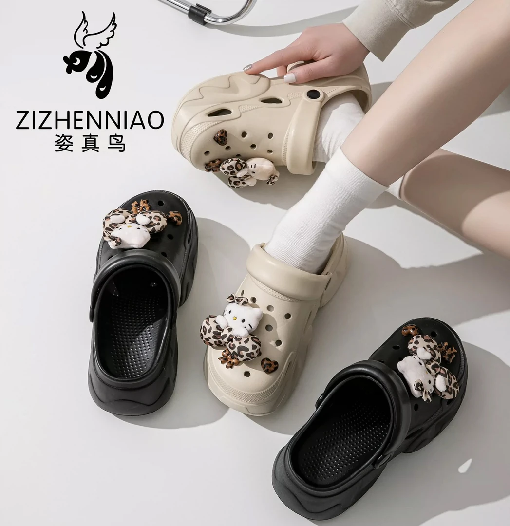 Hello Kitty洞洞鞋女款设计时尚防滑增高舒适沙滩凉鞋外穿