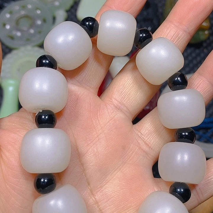 吊坠白玉菩提精选