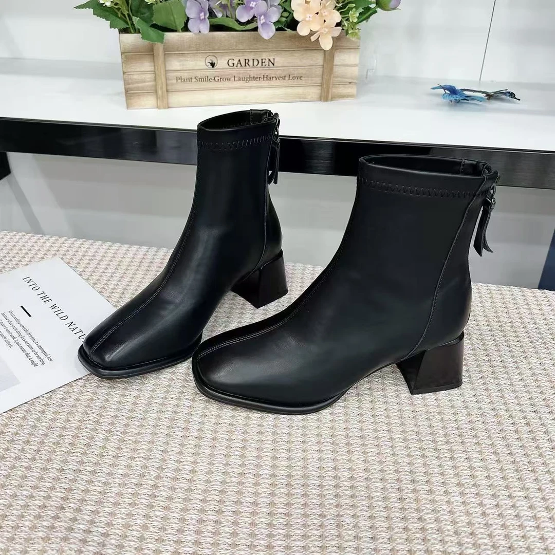 0828-1  新款秋冬时尚粗跟方头气质短靴