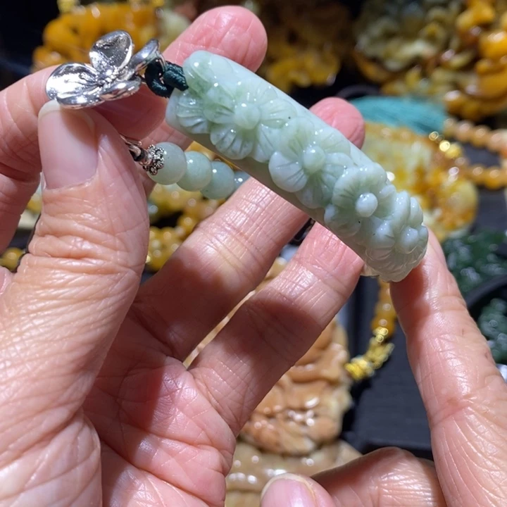 岫玉岫玉吊坠未镶嵌