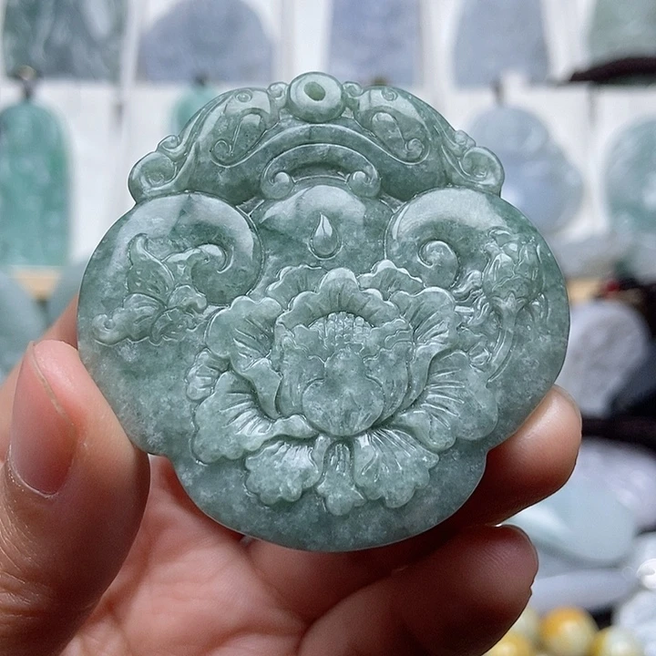 翡翠吊坠(不含链)未镶嵌翡翠