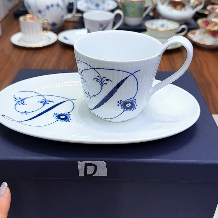 瓷片杯子杯子杯子水杯杯子水杯