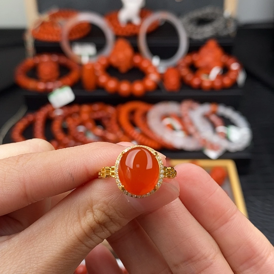 南红玛瑙银S925镶嵌云南保山冰红戒指