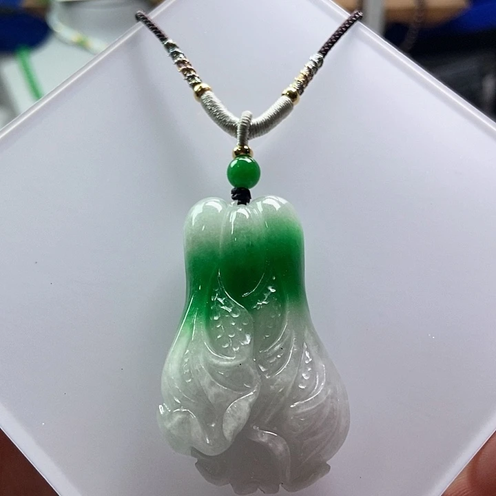 吊坠(赠链)未镶嵌翡翠