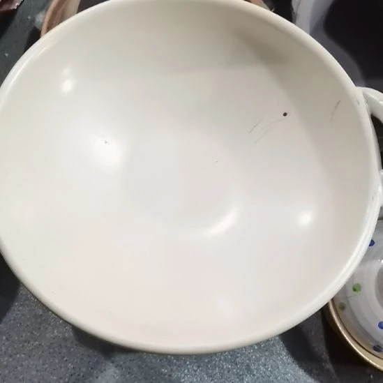 贾***英瓷器微瑕不退不换