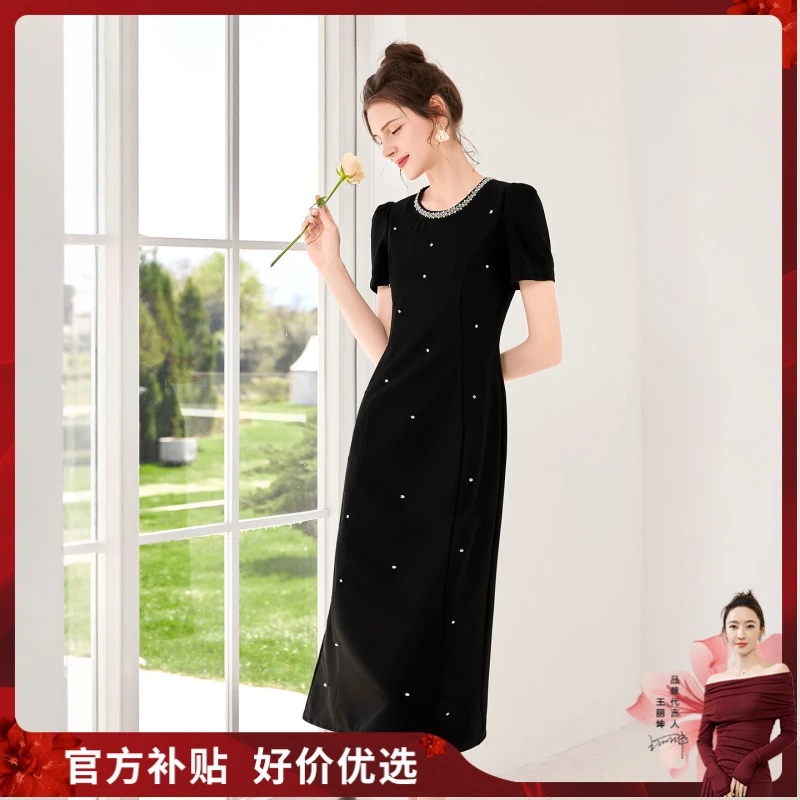 她池2025夏季新款女装钉钻圆领短袖气质显瘦开叉连衣裙T52B1518L