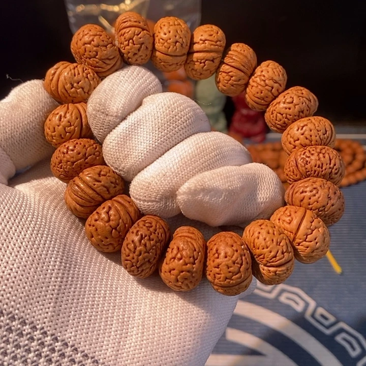 文玩核桃手串……51