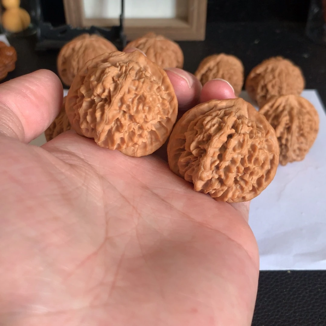 文玩核桃把件皇冠41