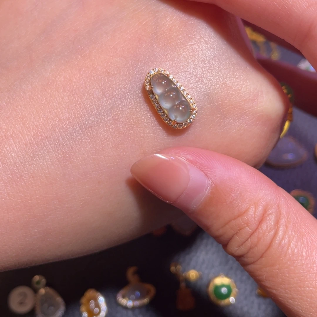 翡翠银S925镶嵌颈饰