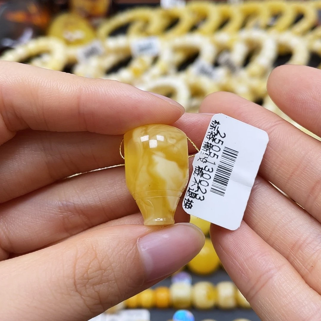 未镶嵌蜜蜡裸石三通15✖️15✖️23.5mm瑕