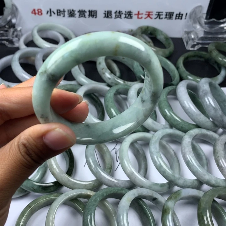翡翠手镯未镶嵌24号