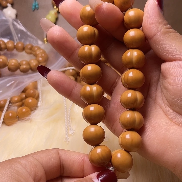 猴头核桃手串16尺寸镜面柯基屁桃手持全品无暇