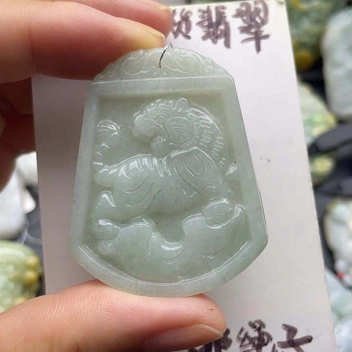 颈饰未镶嵌翡翠天然翡翠