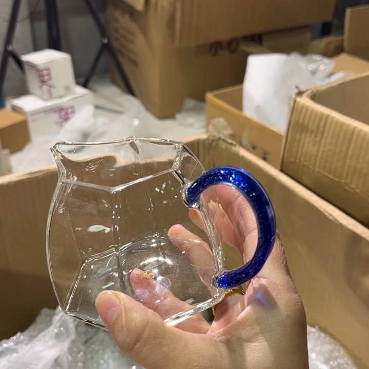 小***。手工艺品玻璃棱然蓝金