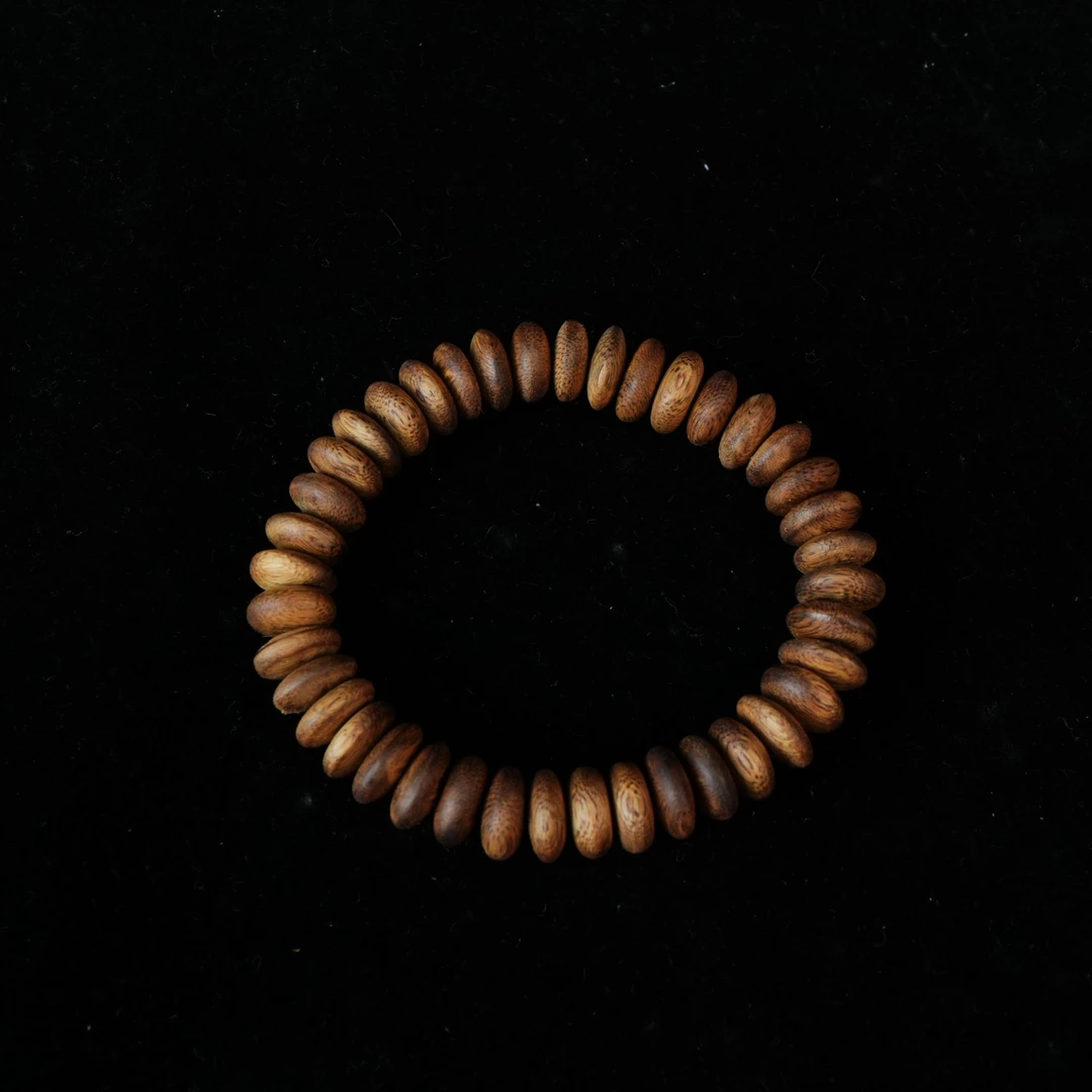 6162  泰国沉香奇楠种金钱串 1.1x0.5cm 8.63g