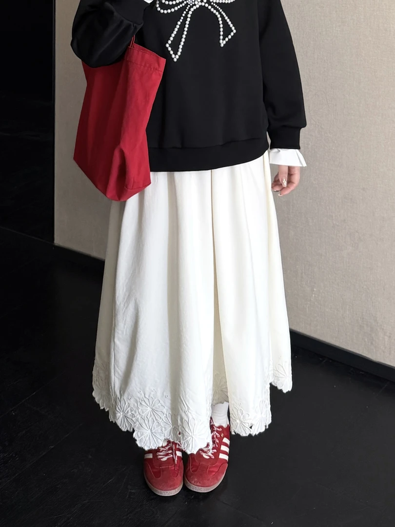 月半鱼【醒春集】白茶裙镂空刺绣透气花苞半身裙A字半裙女百搭休闲