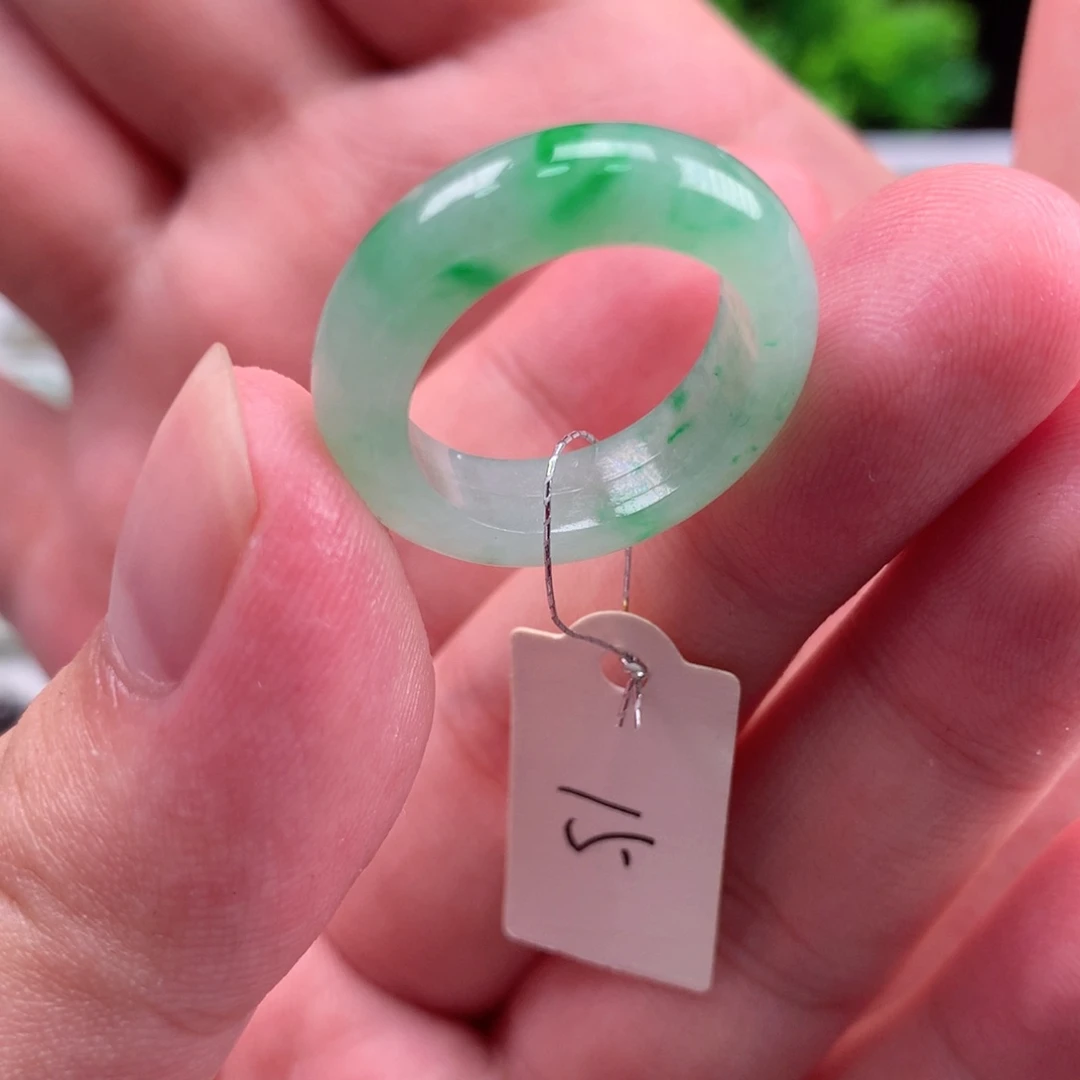 未镶嵌戒指翡翠天然