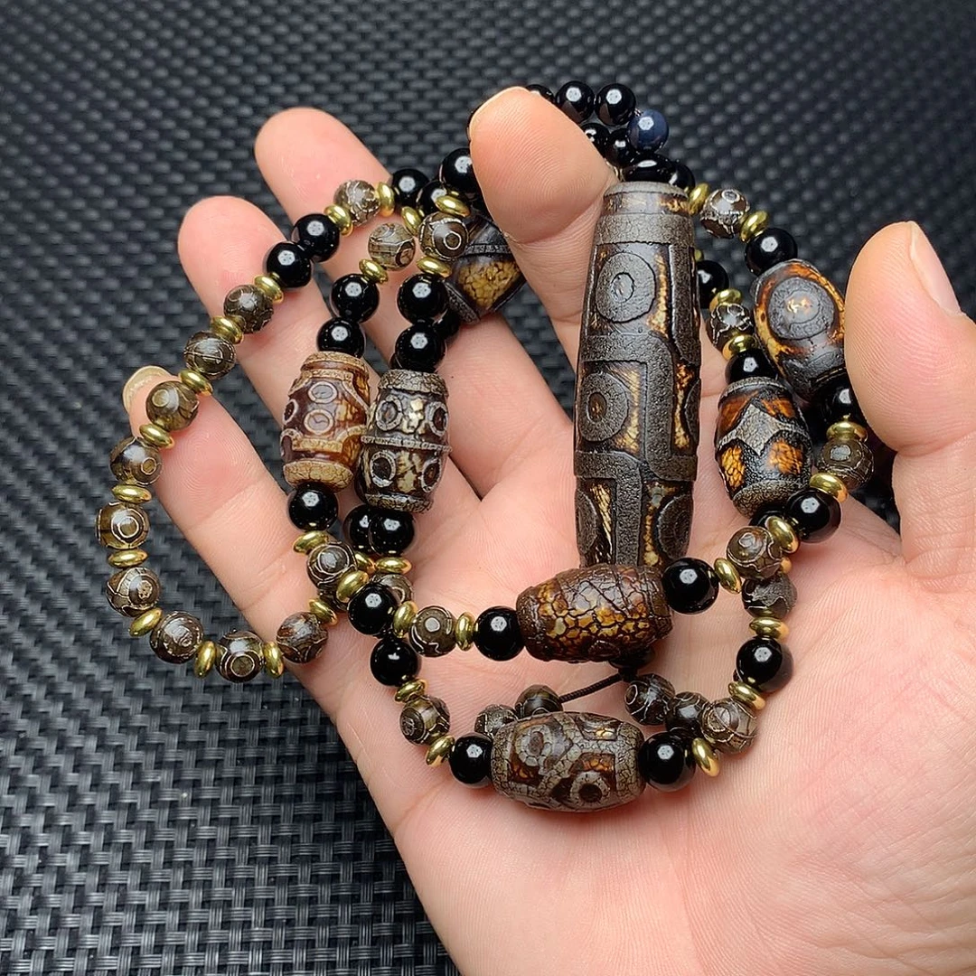 江***）玛瑙/玉髓未镶嵌手链