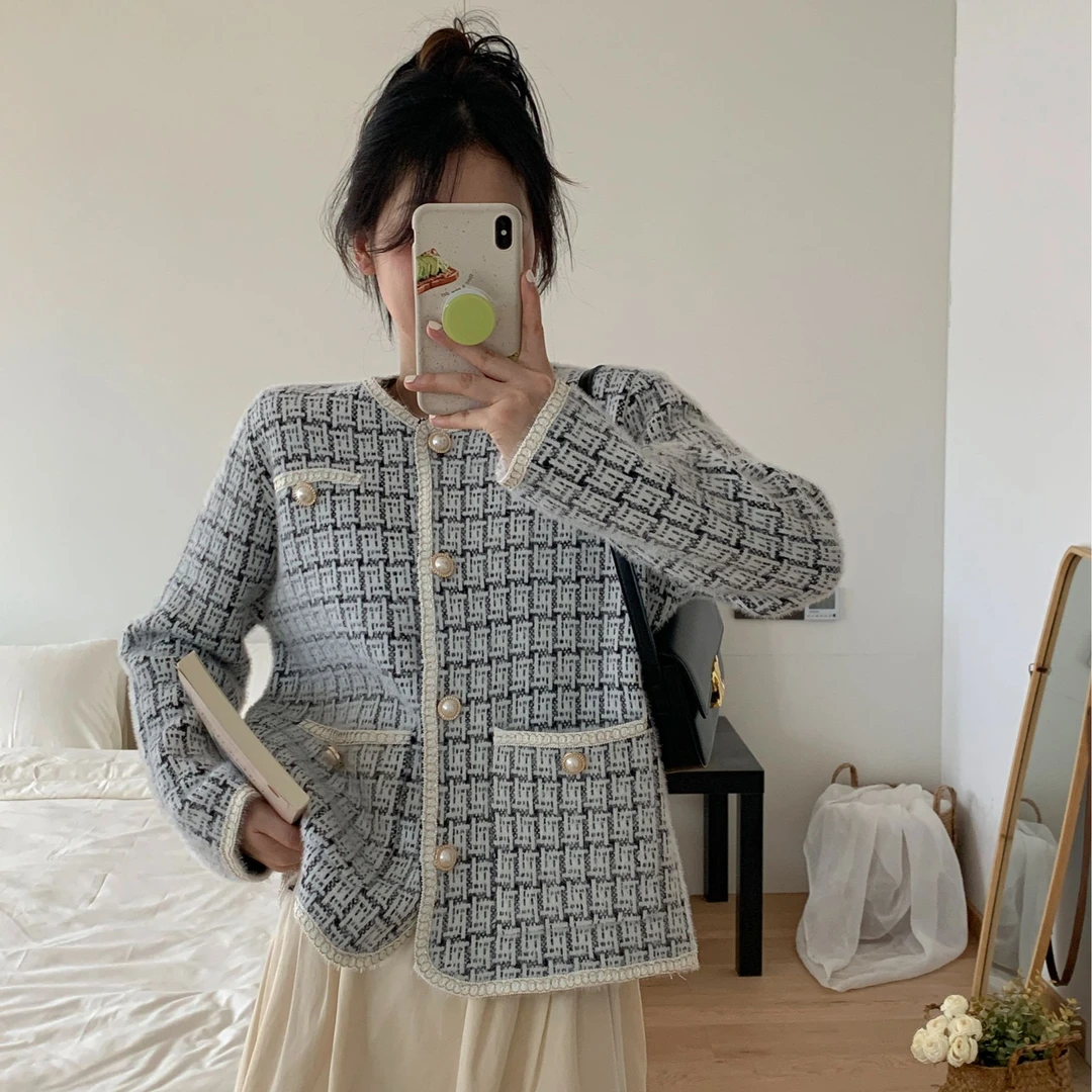 秋冬款格子休闲气质百搭时尚圆领减龄慵懒小香风开衫宽松长袖