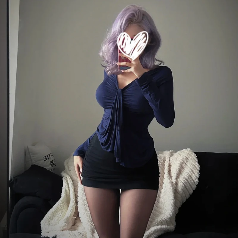 小众炸街高级感绑带V领内搭长袖T恤女装秋季打底衫褶皱收腰上衣潮