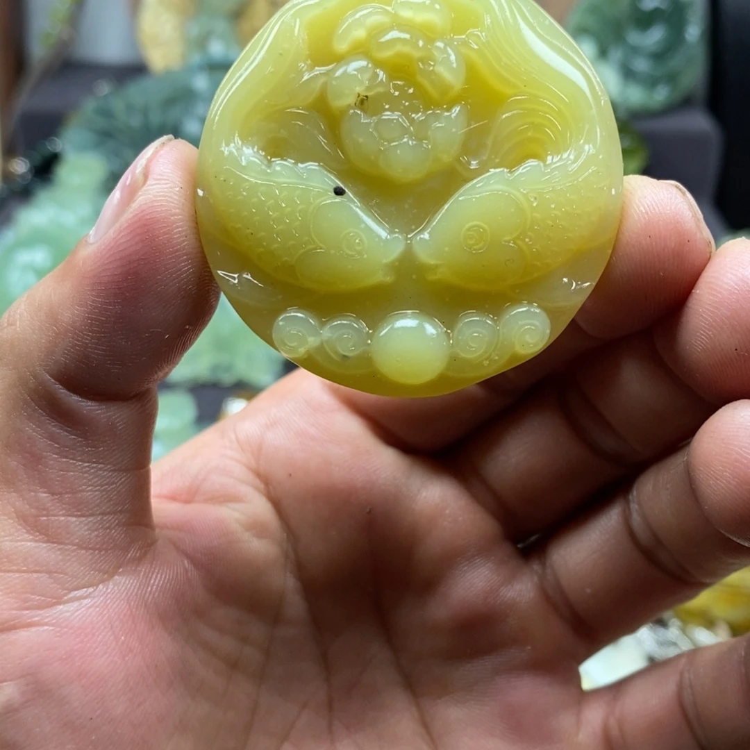 蛇纹石玉未镶嵌吊坠(不含链)