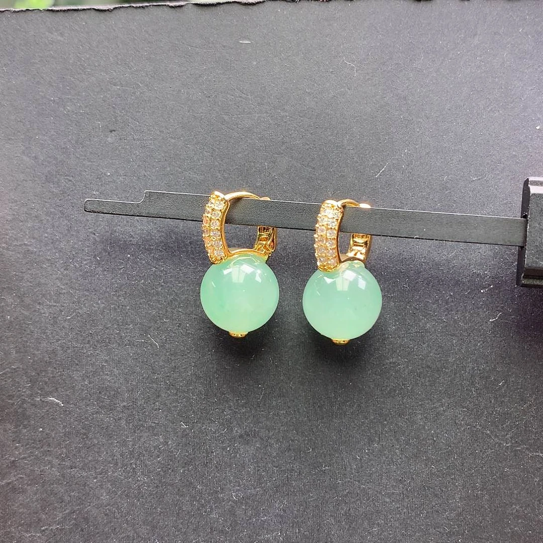 石英质玉未镶嵌耳坠