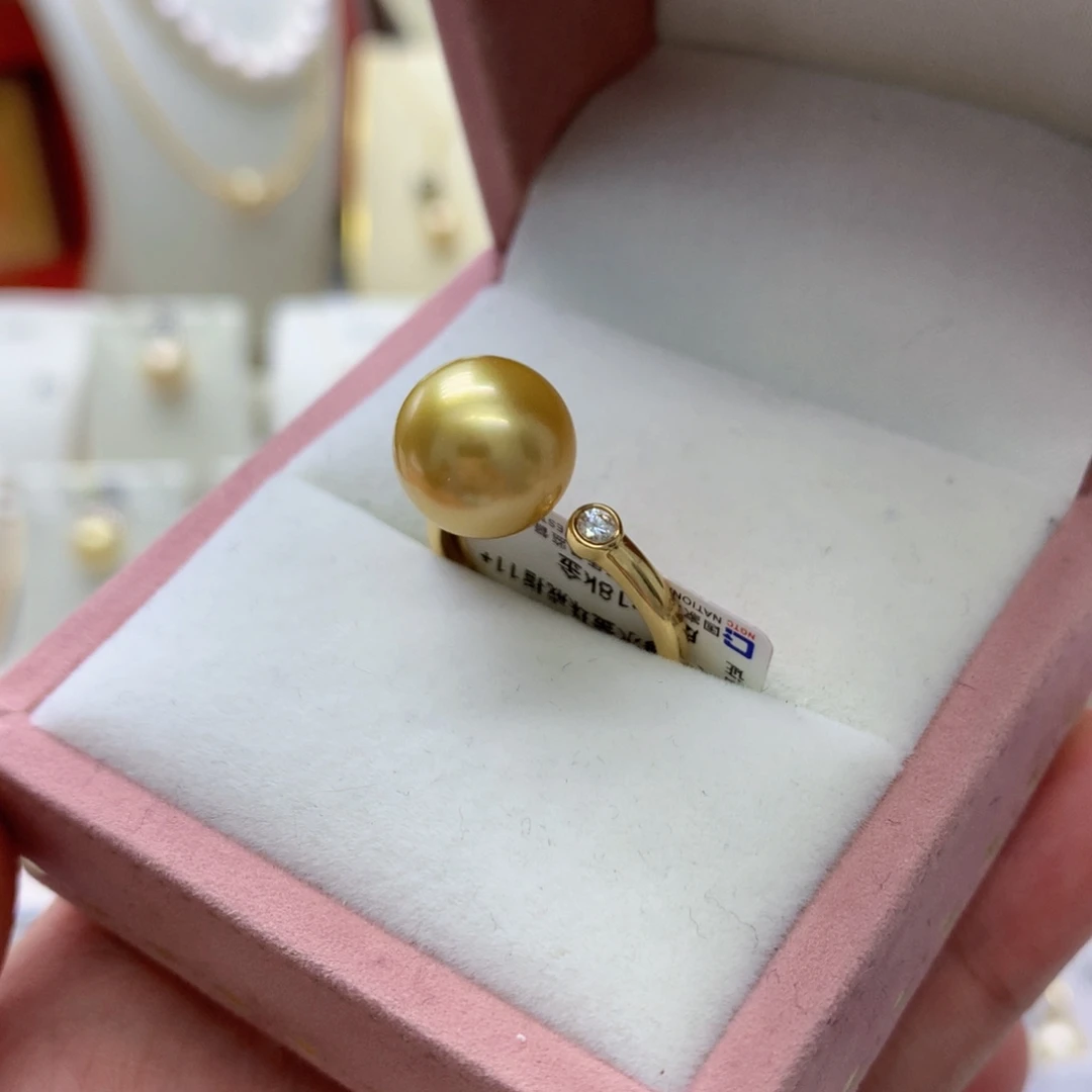 戒指18K金镶嵌海水珍珠
