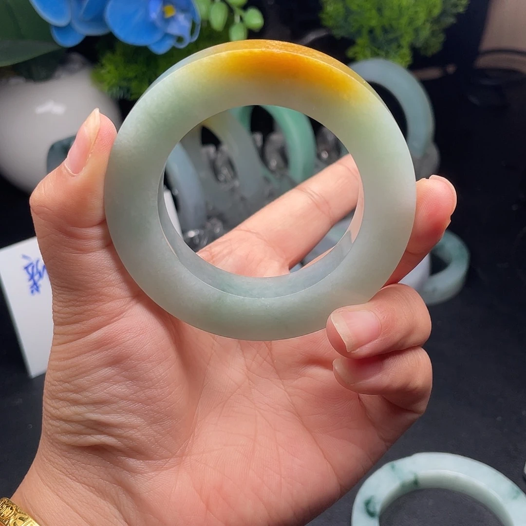 在***馆定制翡翠缅A翡翠未镶嵌