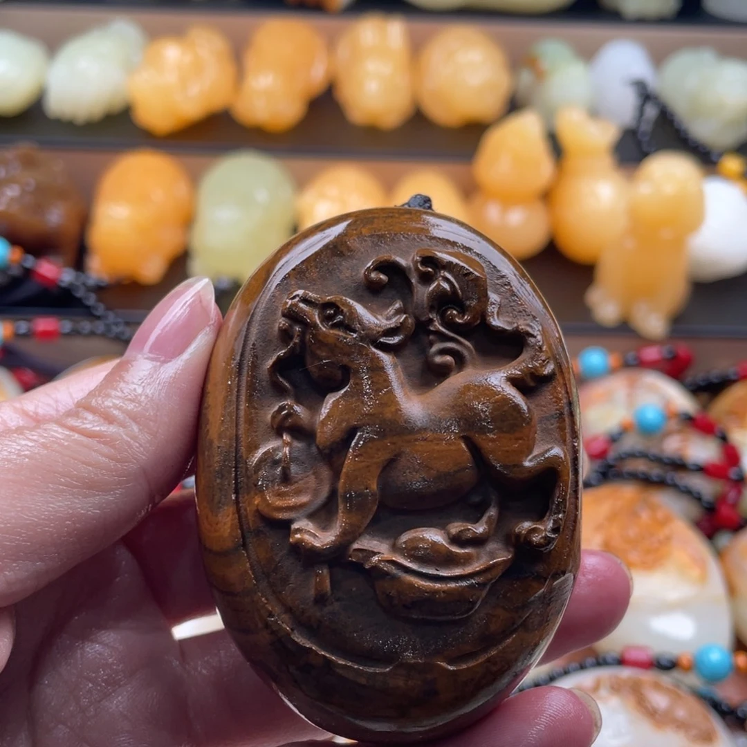 一***缘石材天然古青石手把件