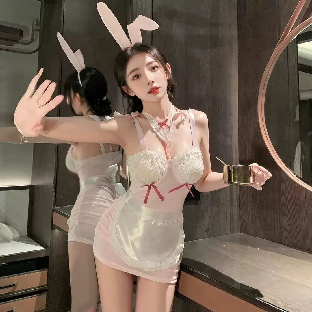 【丢丢Diu了】纯欲兔女郎紧身包臀甜美睡衣套装