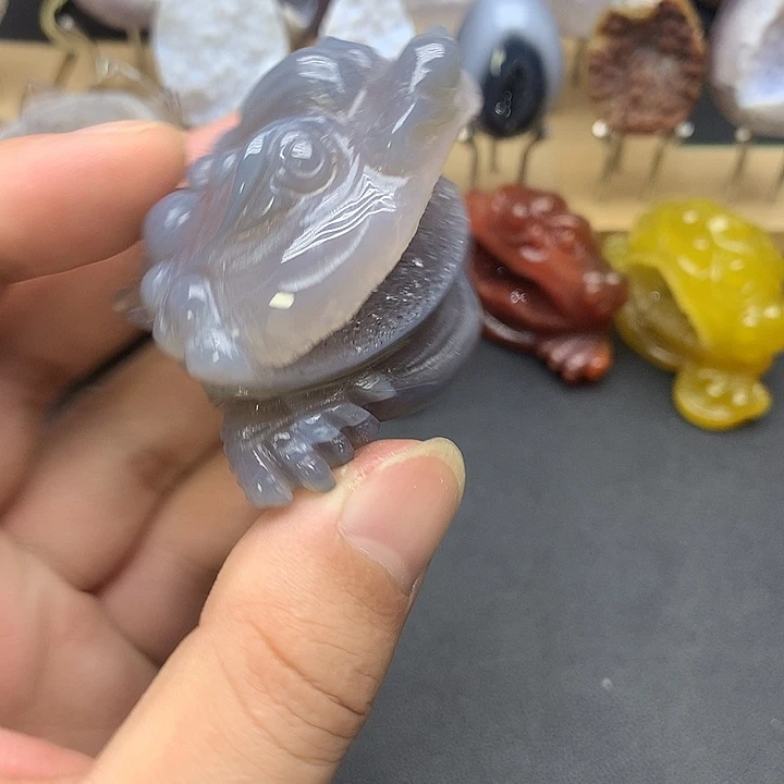 玛瑙/玉髓未镶嵌珠宝奇石