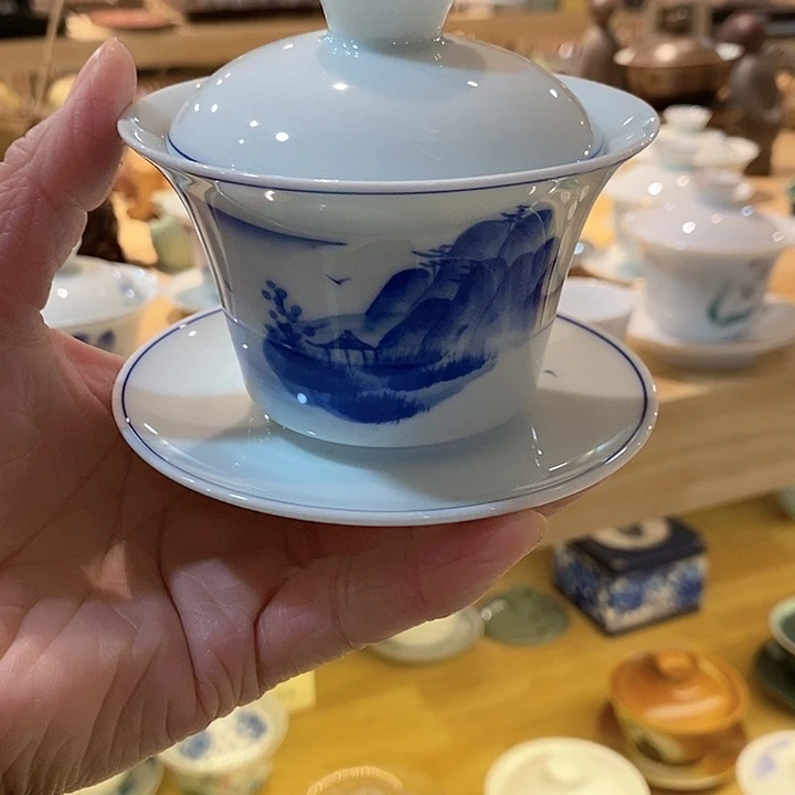 手绘青瓷盖碗瓷器