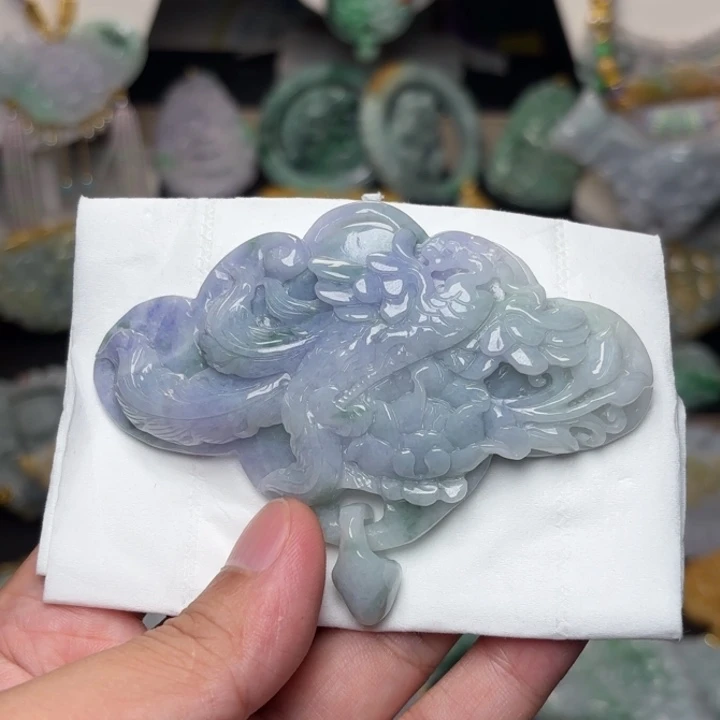 翡翠未镶嵌颈饰吊坠