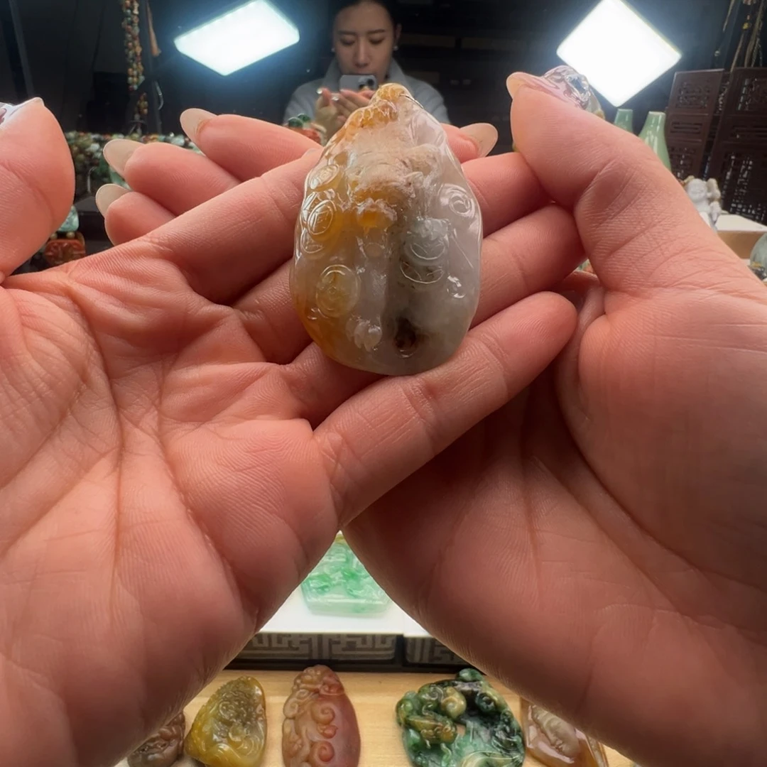 未镶嵌定制翡翠天然缅甸翡翠