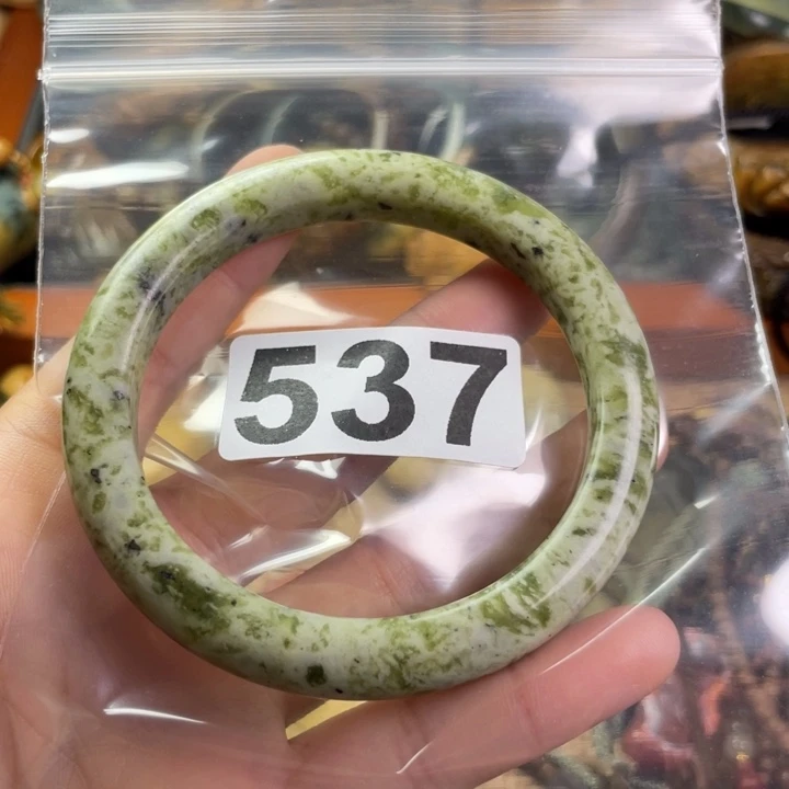岫岩河磨玉(透闪石质玉)未镶嵌把件